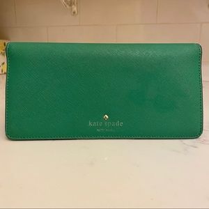 Kate Spade bifold wallet